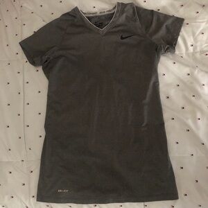 Gray Nike t-shirt in good condition